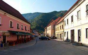 vitanje-staro-trsko-jedro