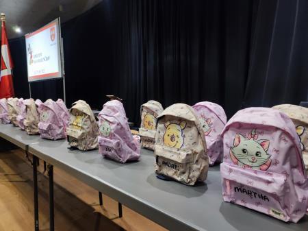 242f8706-2cd6-4ed6-8b54-0b0cd41f5533