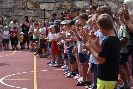 497745120_701035886189318_1863394511173900145_n